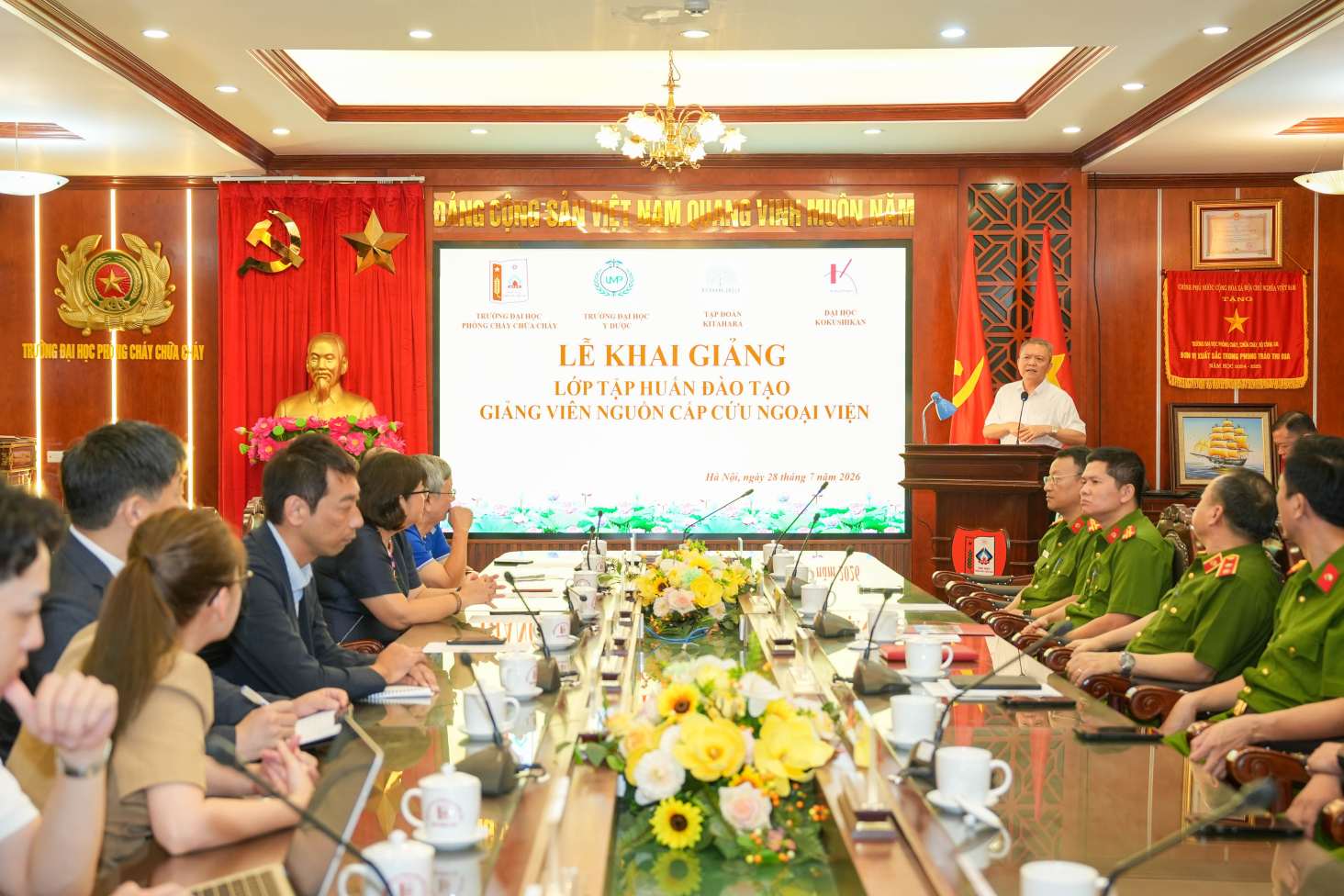 Tập huấn giảng viên nguồn cấp cứu ngoại viện: Gắn đào tạo y khoa với thực tiễn cứu nạn, cứu hộ